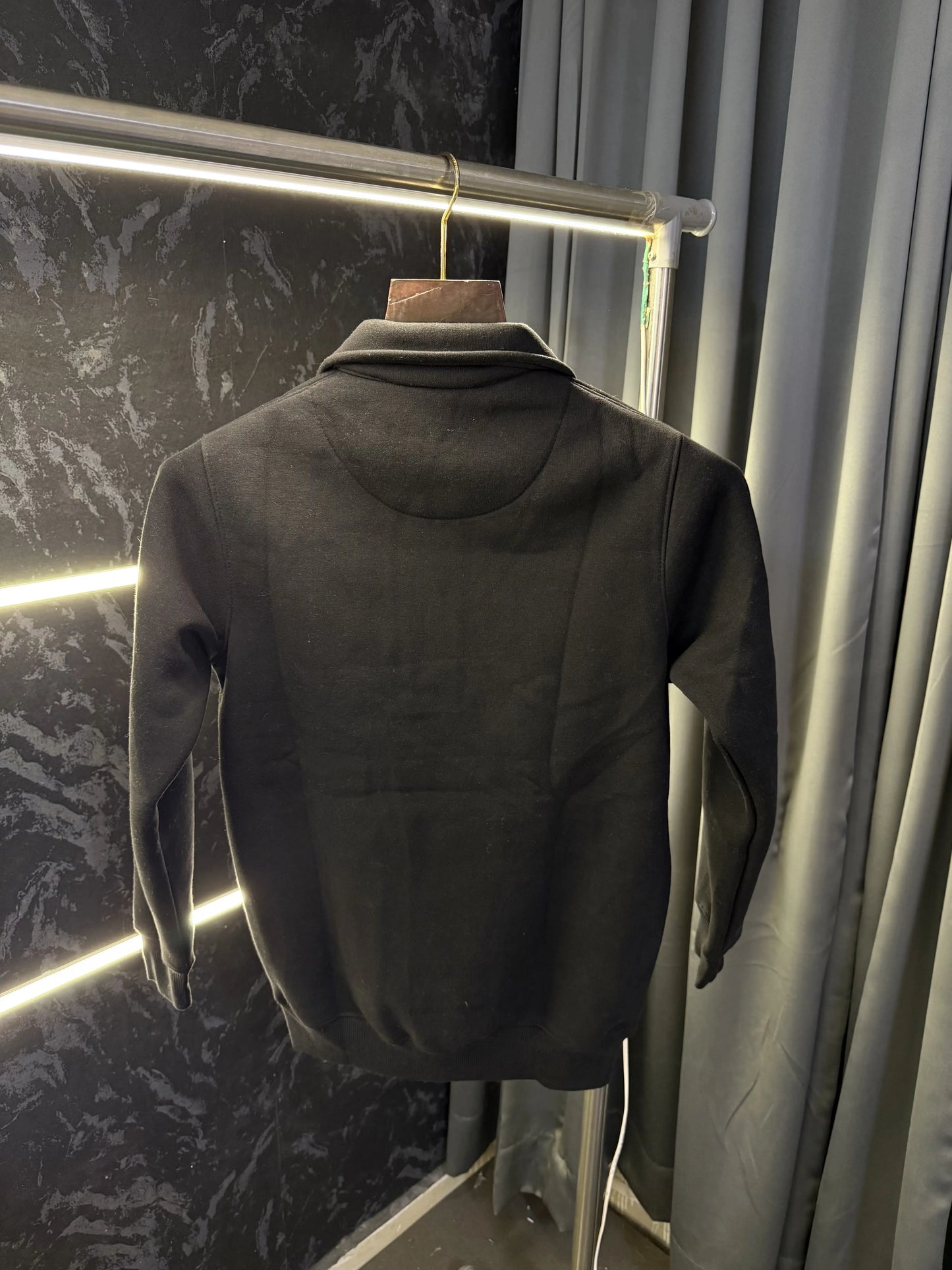 Lacost e Premium Sweater (Store Article)