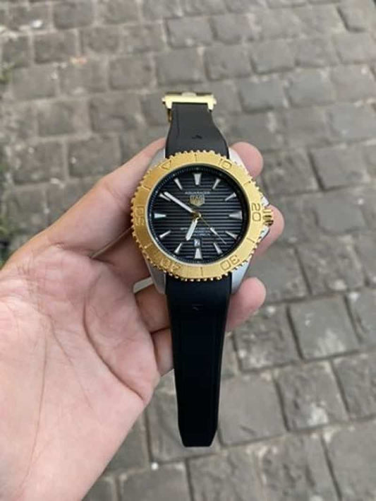 tAg Heu3r Aquaracer
