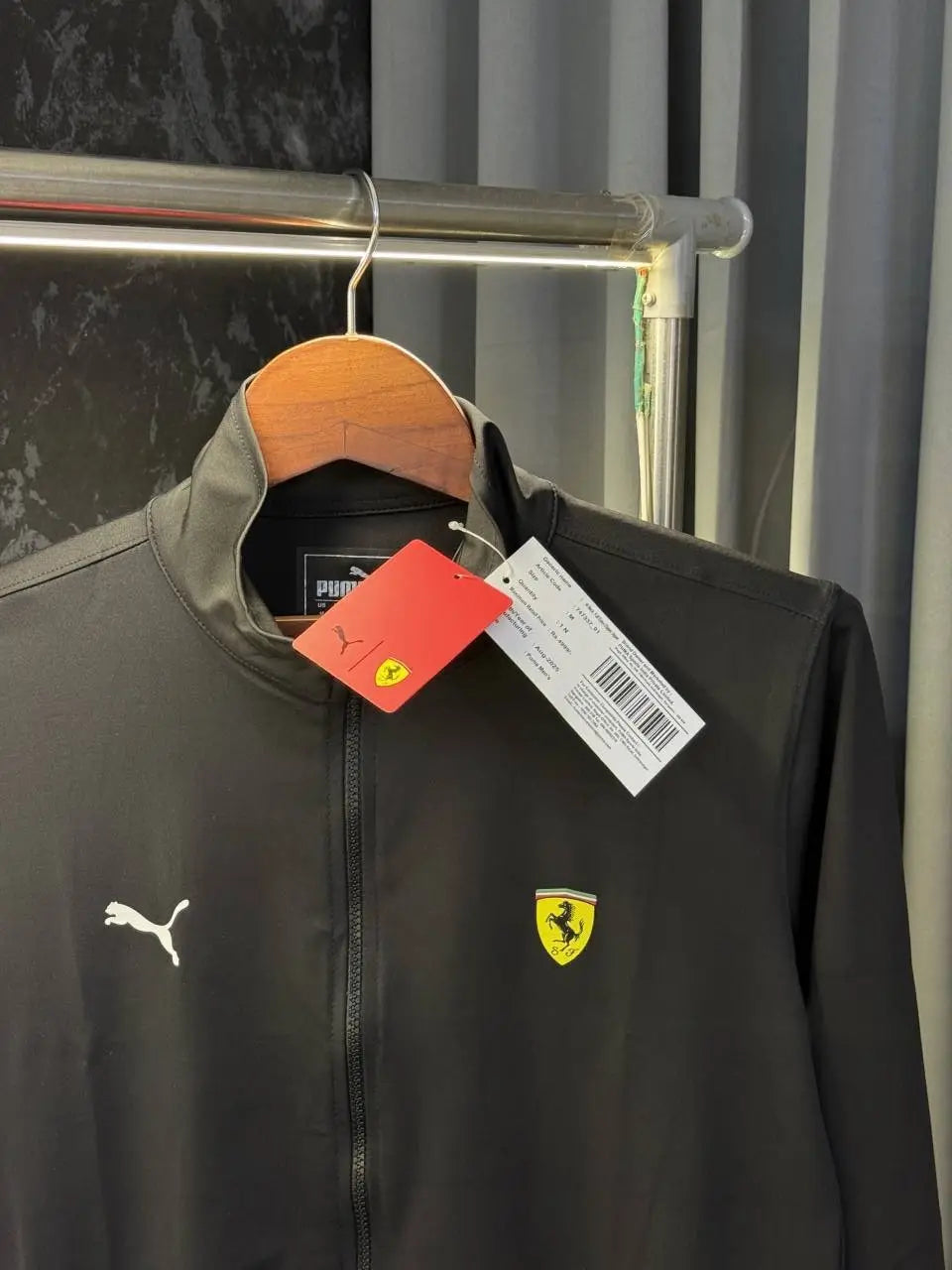 Pum a Ferrari Zipper Jacket (Black)