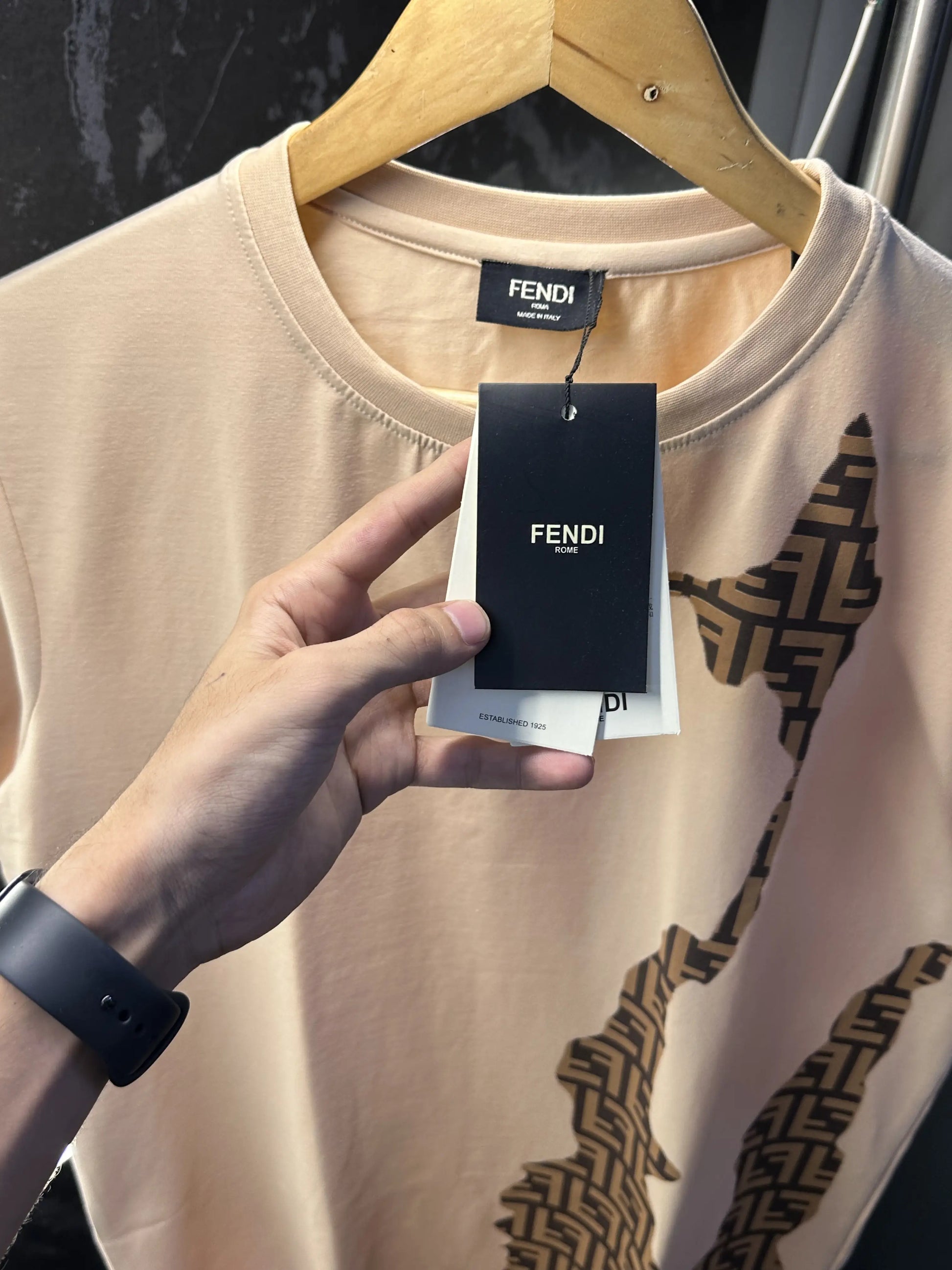 FEND I PREMIUM ROUND NECK TSHIRT BROWN