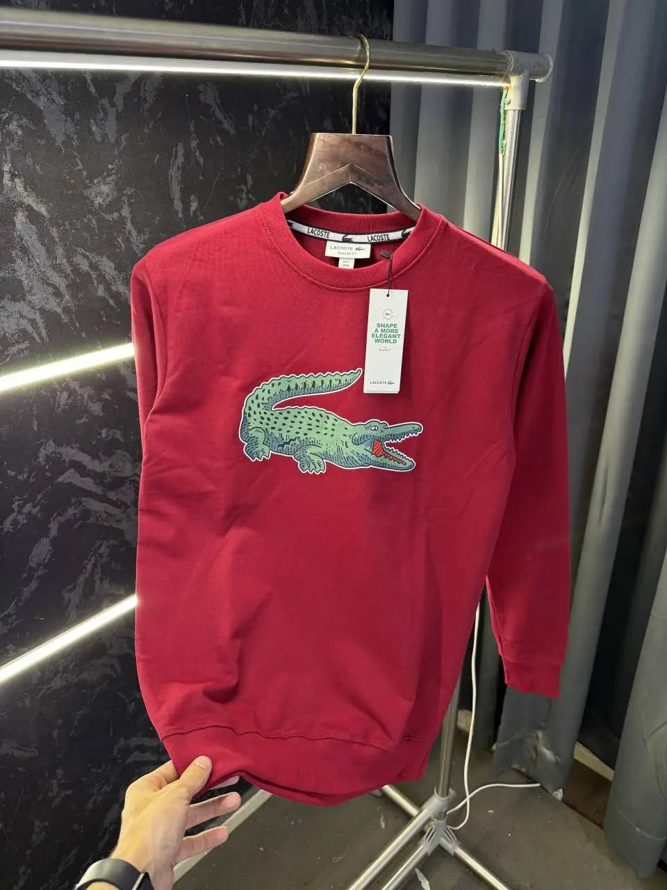 Lacost e Premium Sweatshirt Store Article (Red)