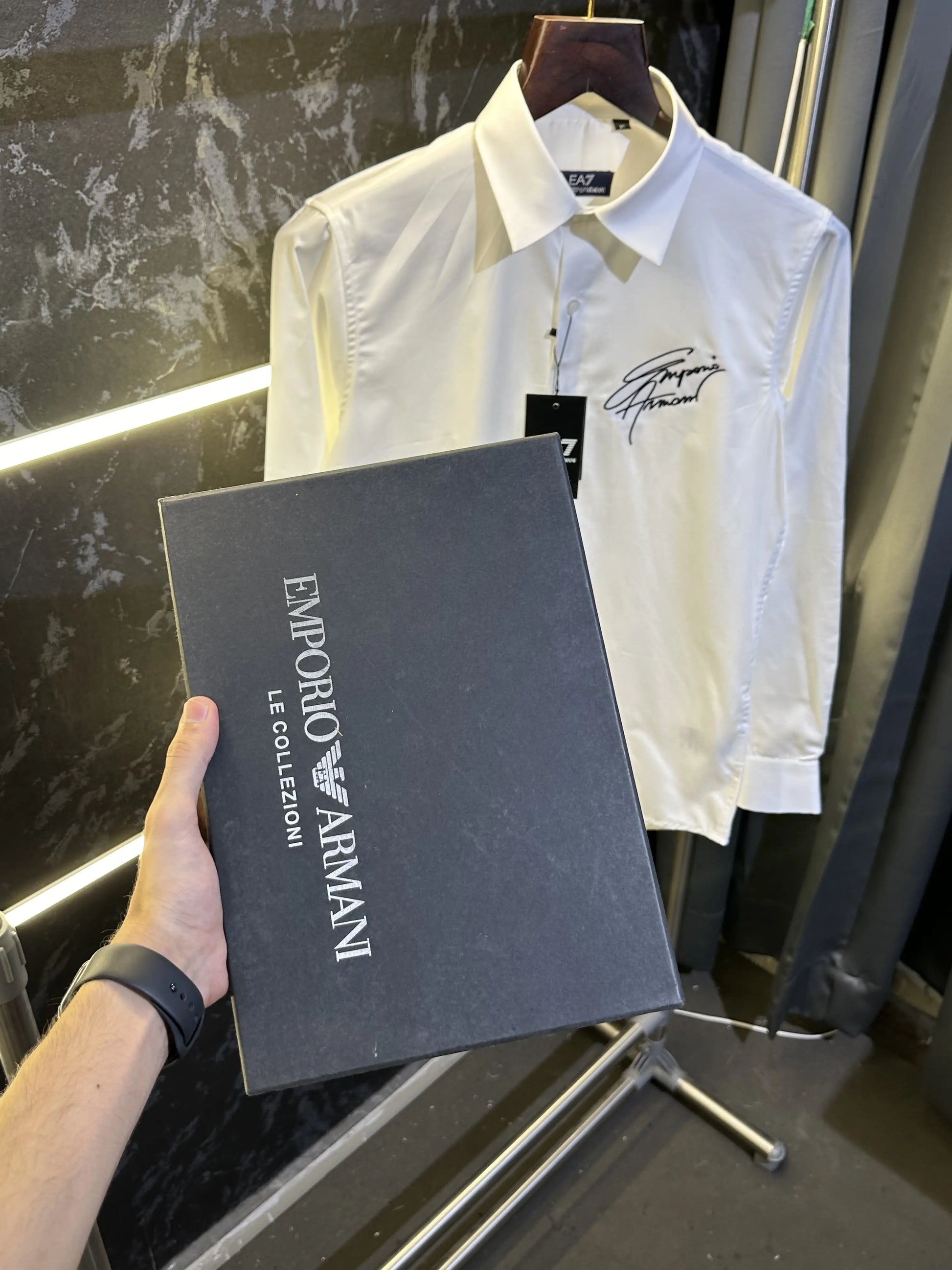 Emporio Arman i Store Article Shirt with Original packing ( White )