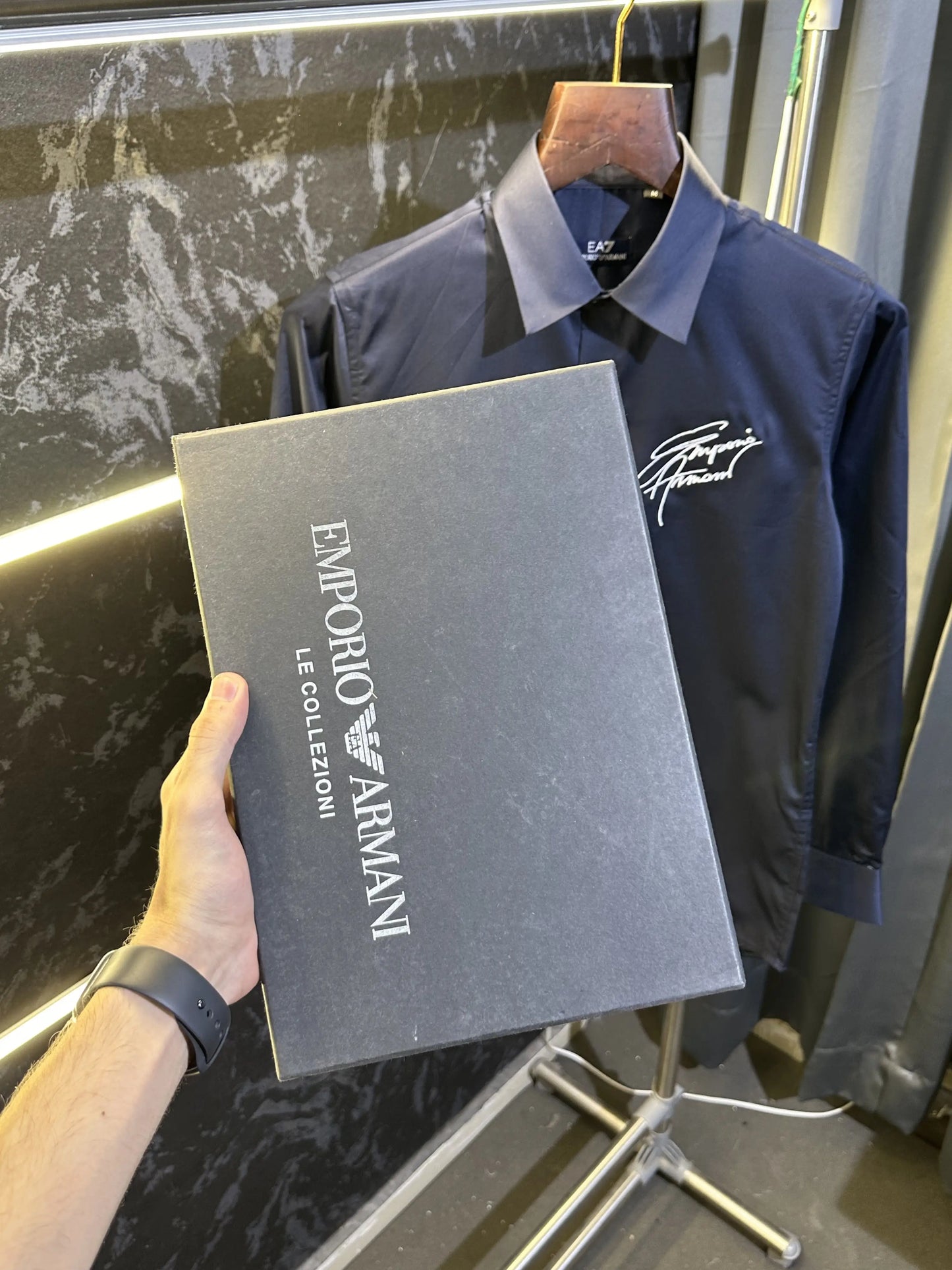 Emporio Arman i Store Article Shirt with Original packing ( NAVY BLUE )