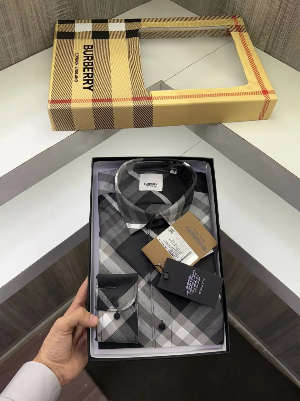 Burberr y Cross Checks Premium Store article shirt with Box ( GREY )