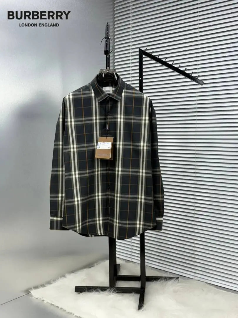 Burberr y Checks Premium Store article Shirt with Original Box (Green Black )