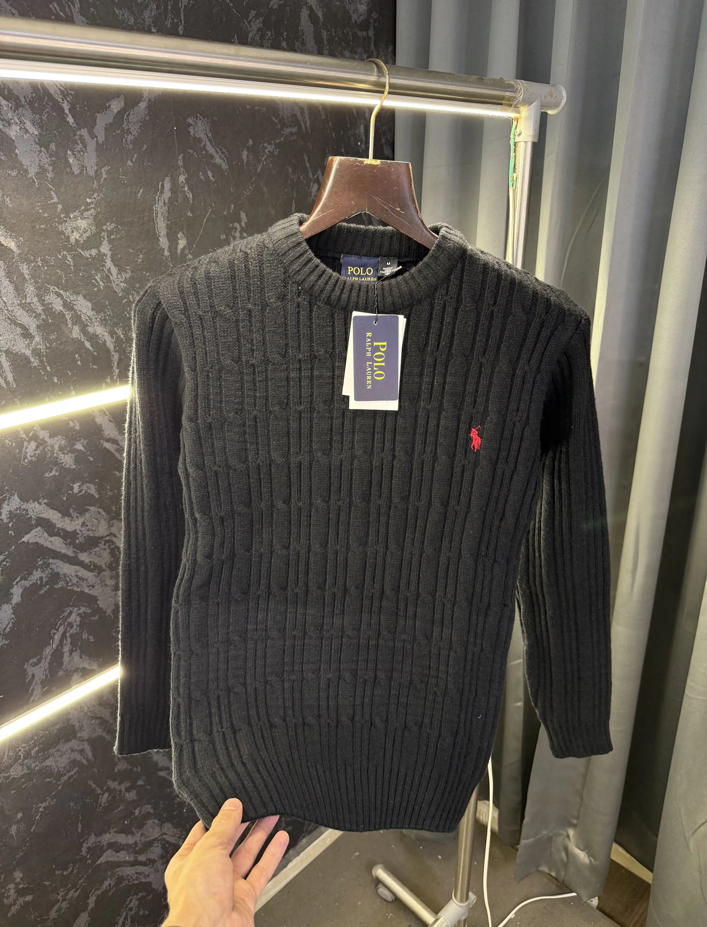 Ralph_Lauren Premium Cable Knit Sweater (Store Article)