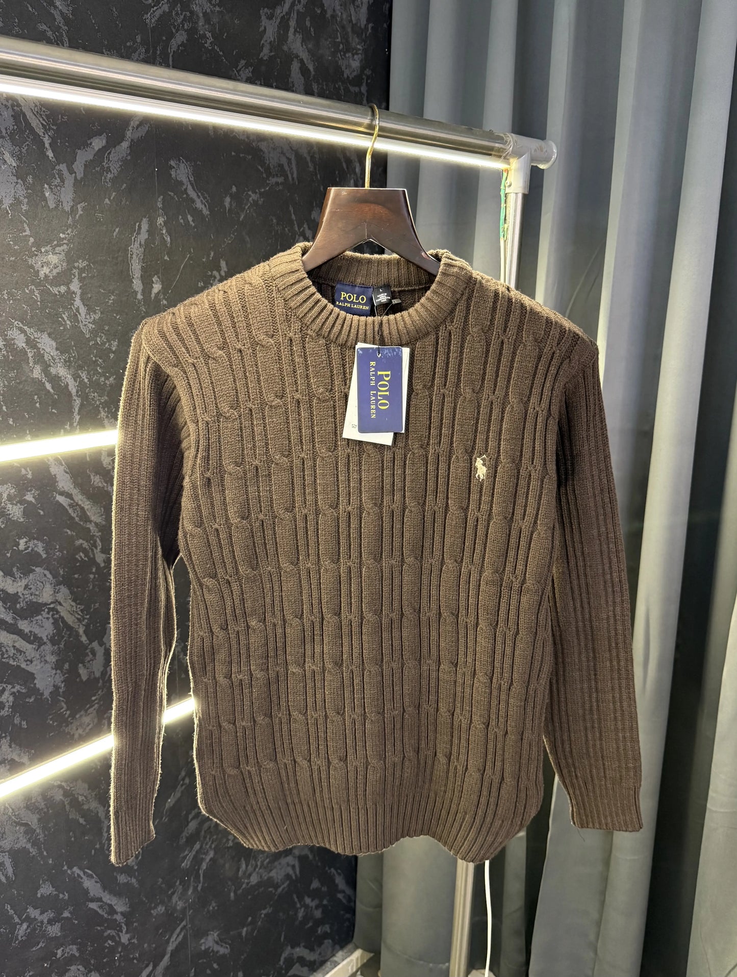 Ralph_Lauren Premium Cable Knit Sweater (Store Article)