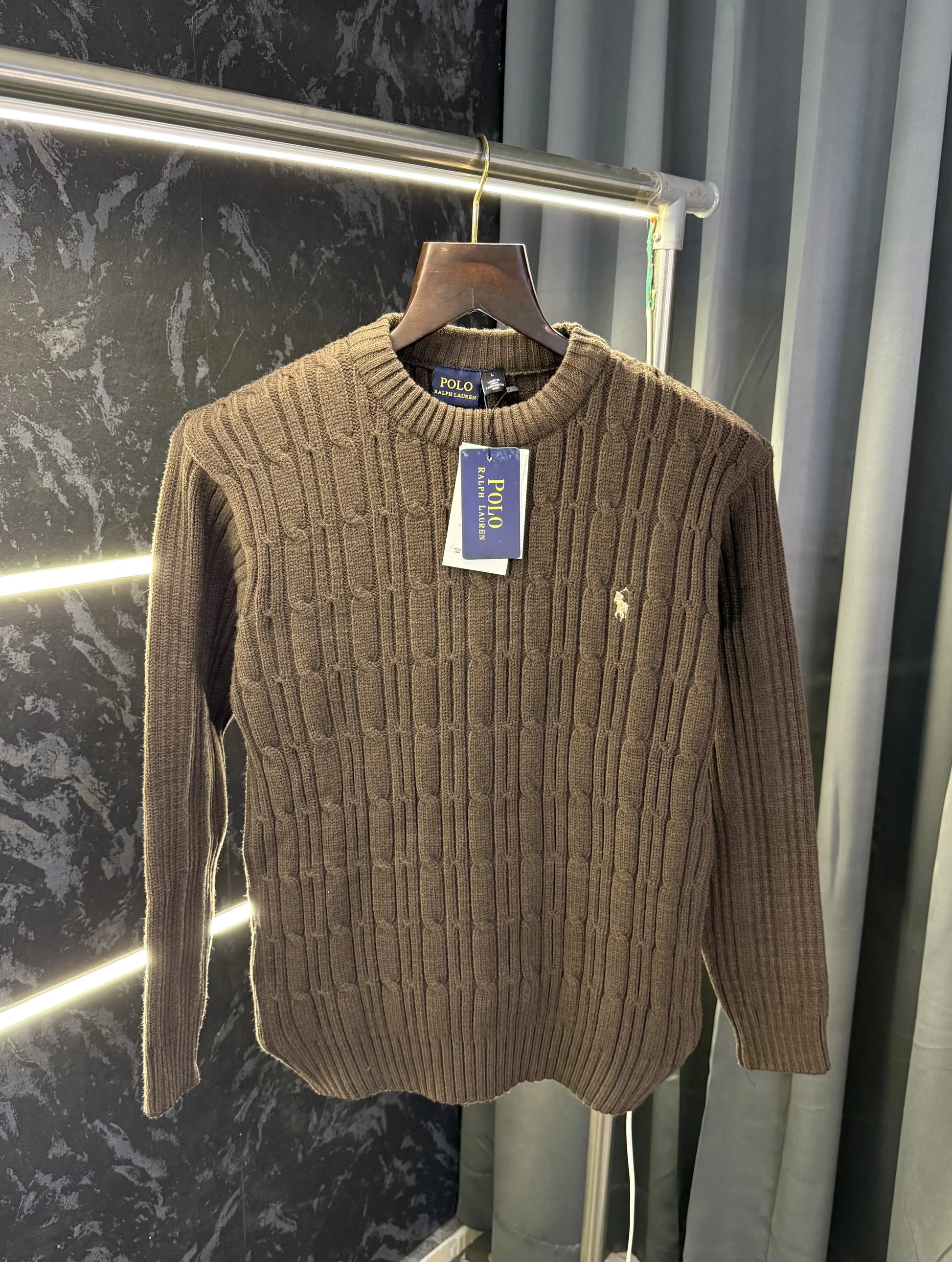 Ralph_Lauren Premium Cable Knit Sweater (Store Article)
