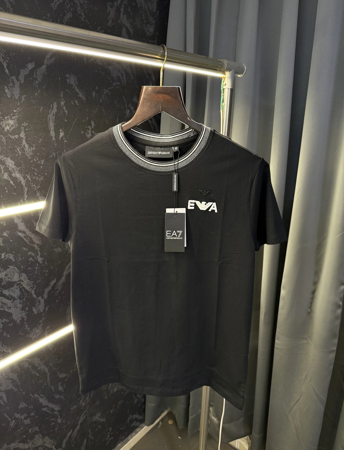 Emporio_Armani Store Article Tshirt