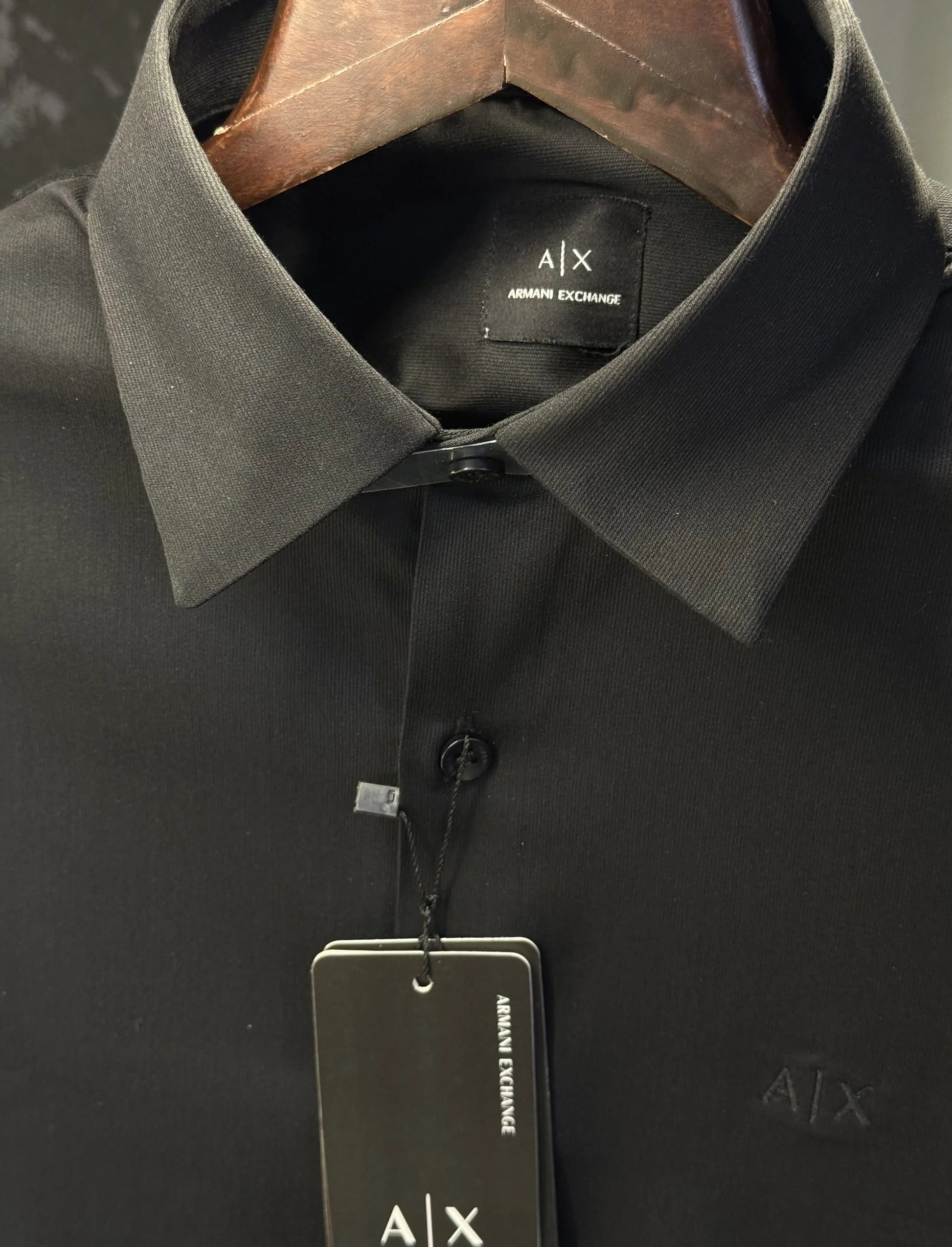 Arman i Exhange Logo Shirt Store article (Black)