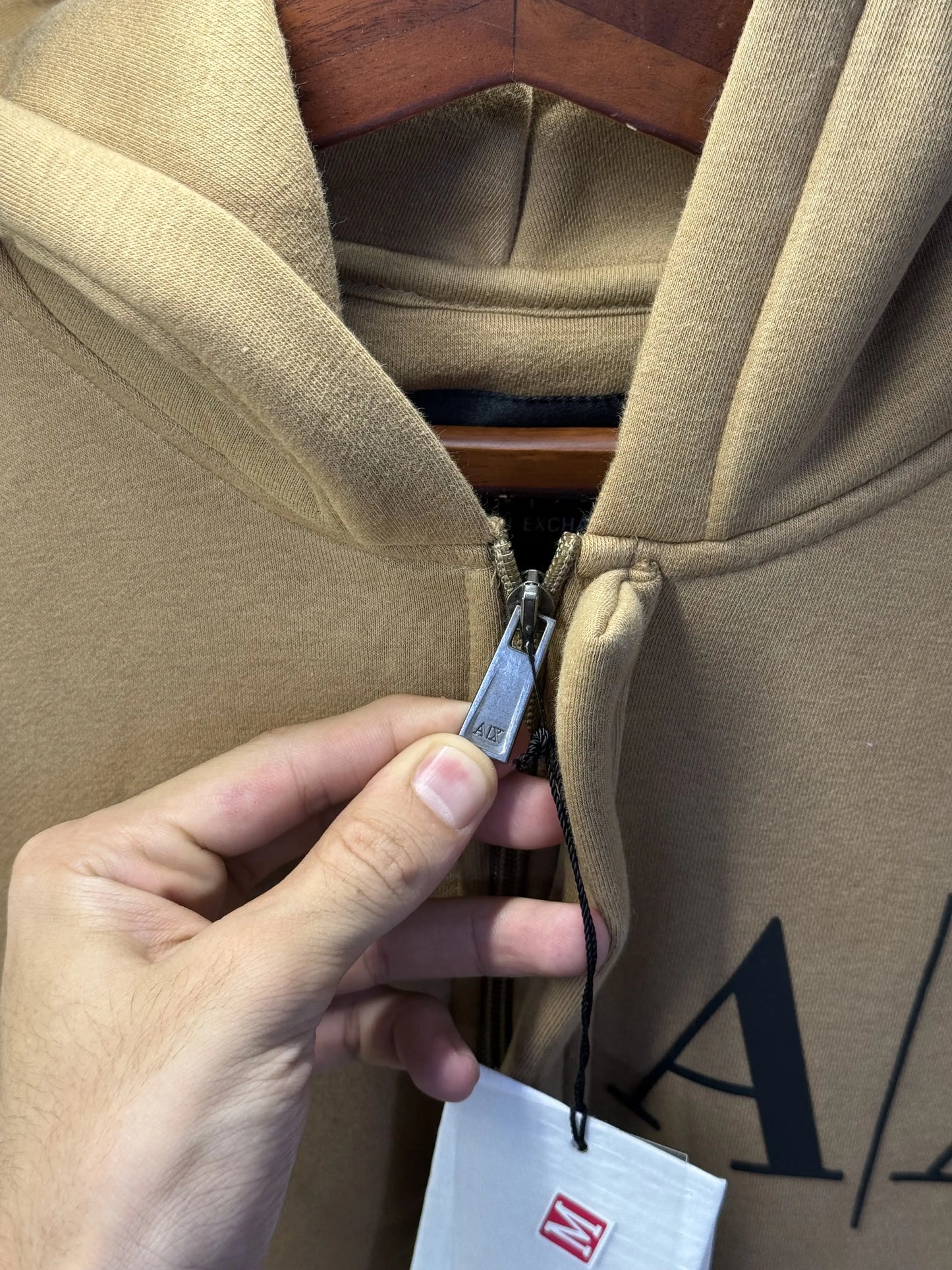 Arman i Exchang e Zipper Pull Over Hoodie (Brown)
