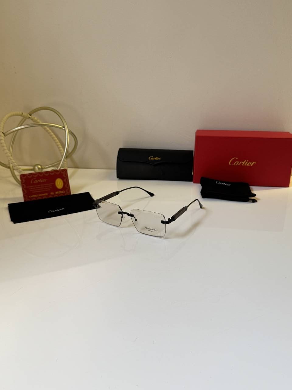 Cartier_2503_Black_photochromic_Frame
