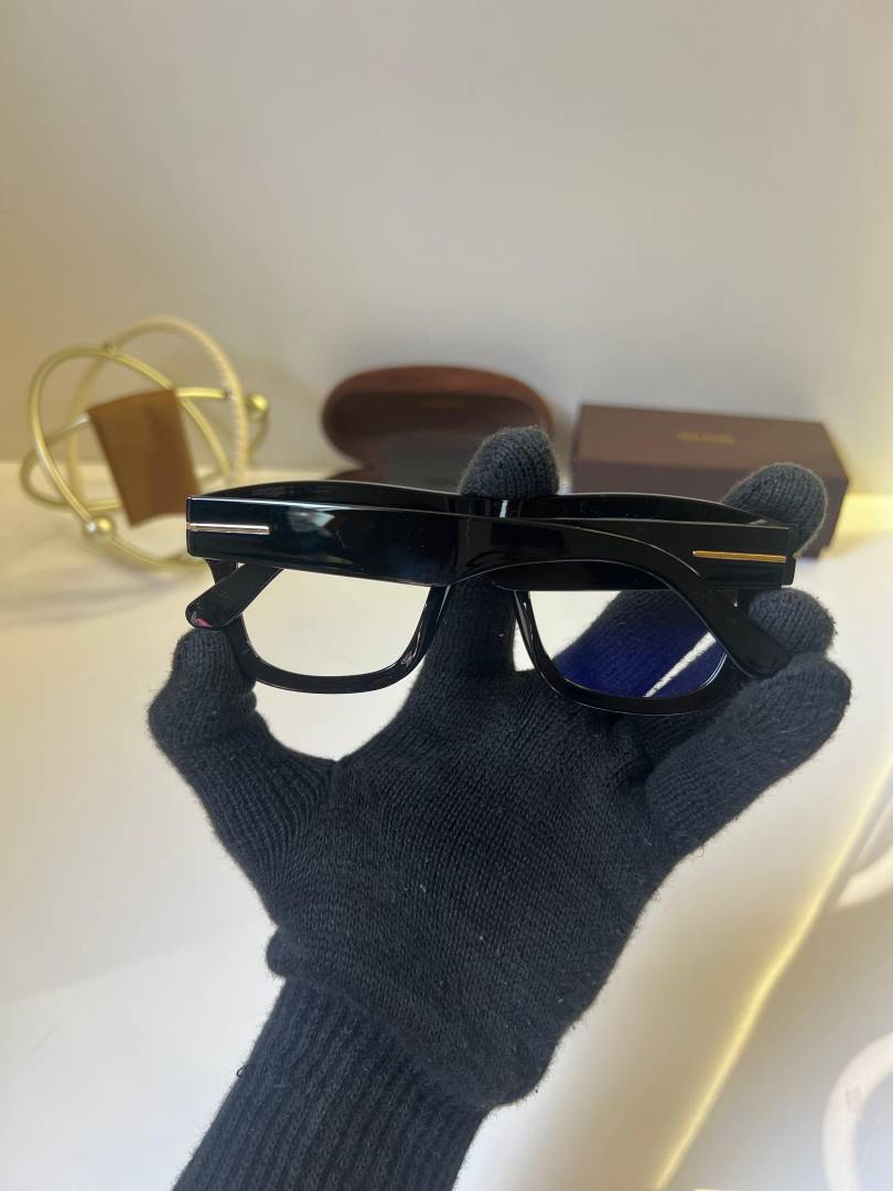 Tomford_259_Black_Frame