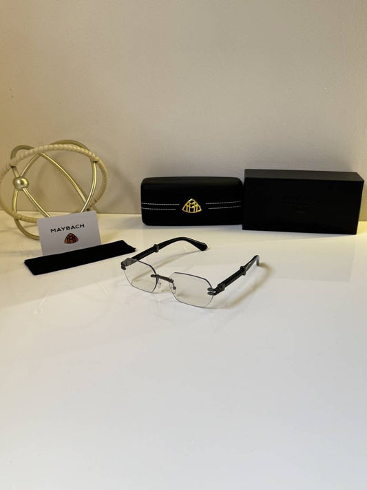 Maybach_2582_Silver_Black_Frame