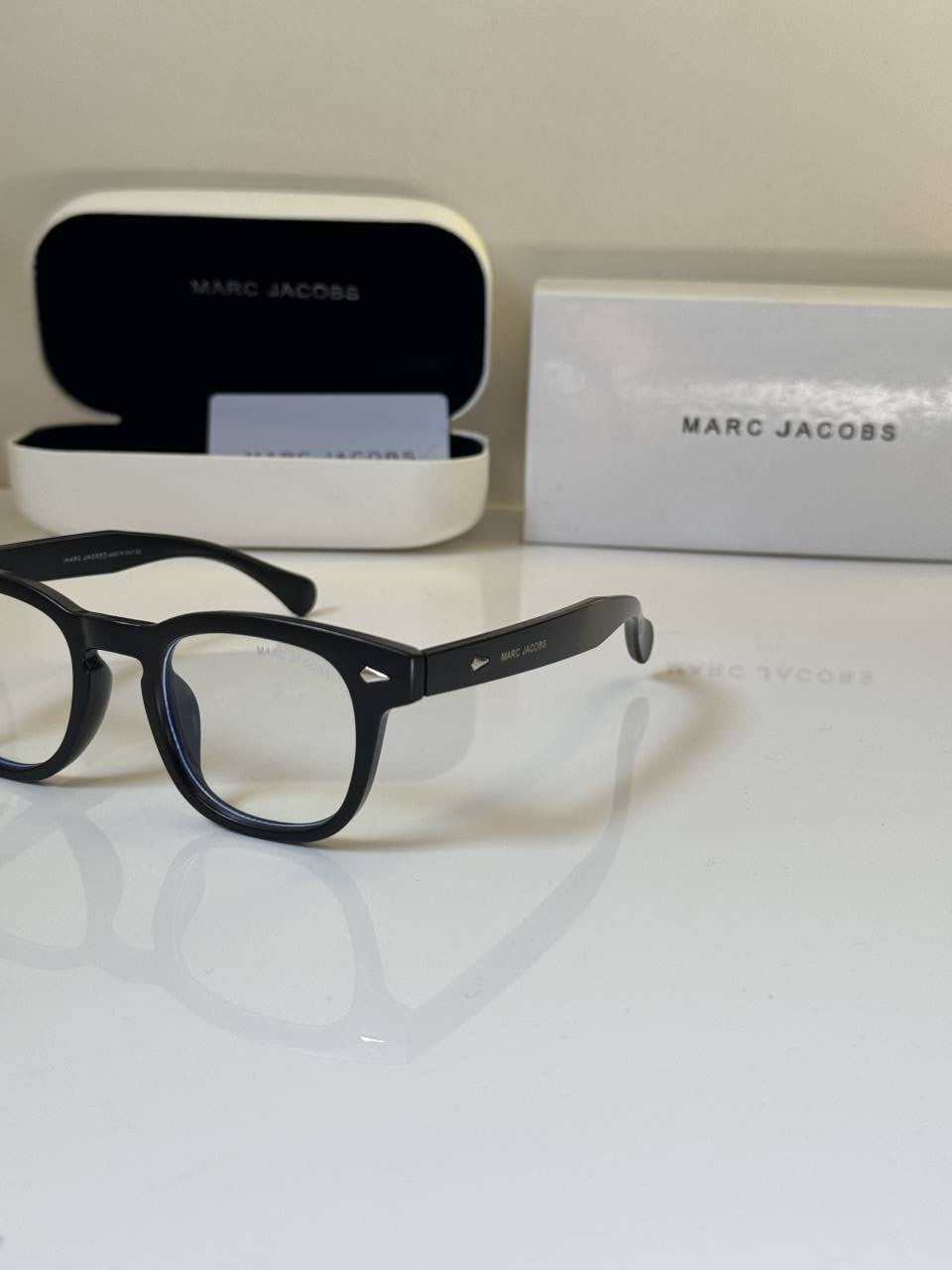 Marc_Jacobs_3938_Black_Frame