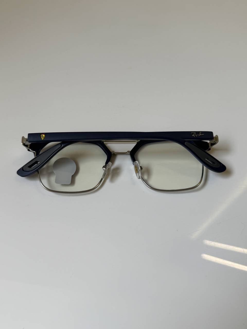 Rayban_04_Blue_Frame_Ferrari_Edition