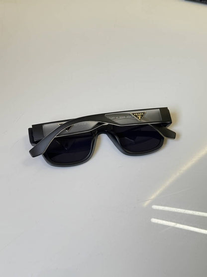 Prada_2330_White_Black