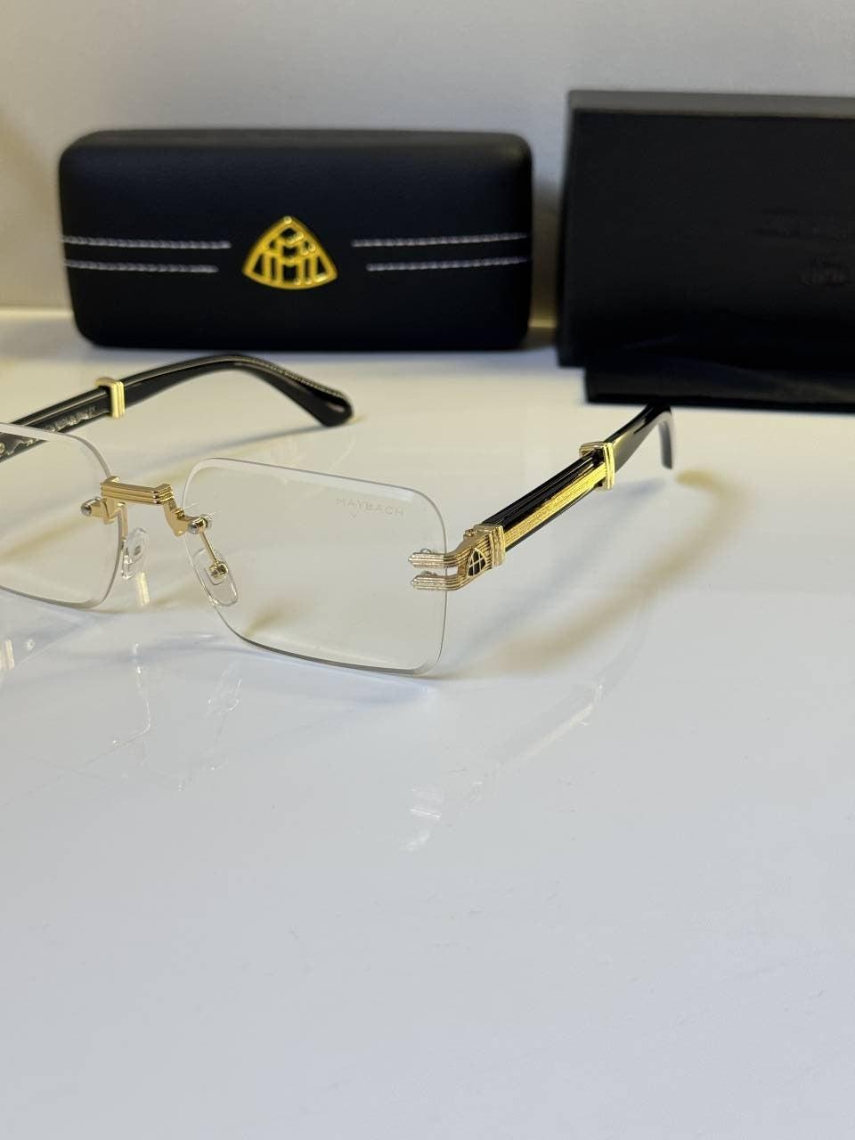 Maybach_2581_Gold_Frame