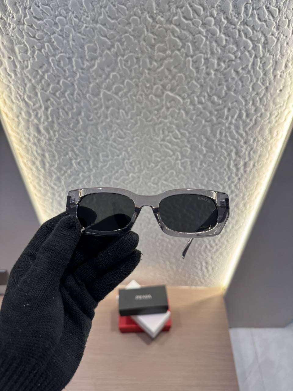 Prada_35110_Glossy_Grey