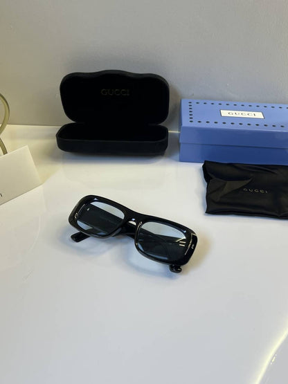 Guccci_3932_black_blue_candy