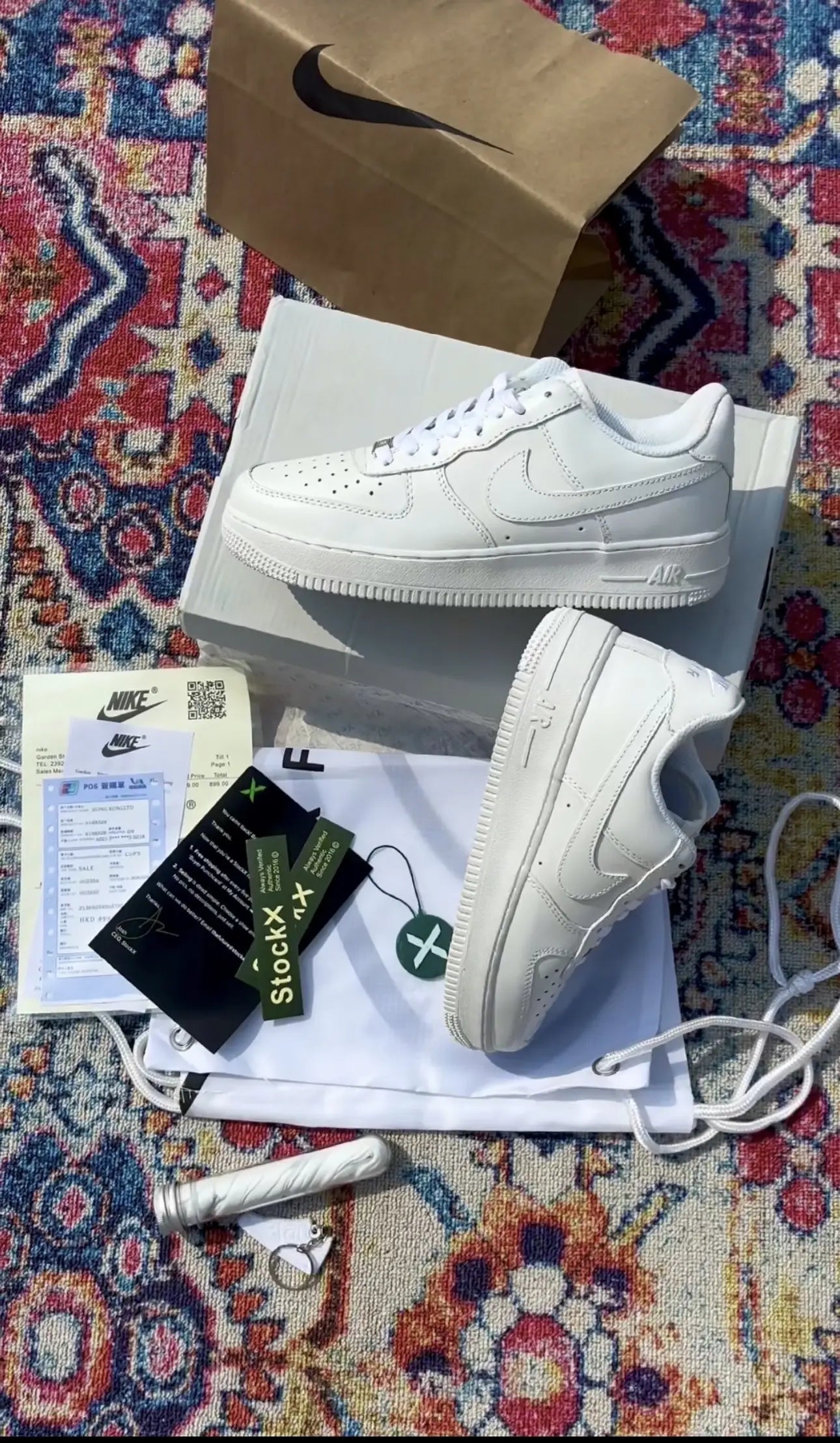 Nike Airforce 1 Triple White Unisex Model