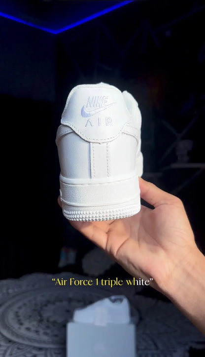 Nike Airforce 1 Triple White Unisex Model