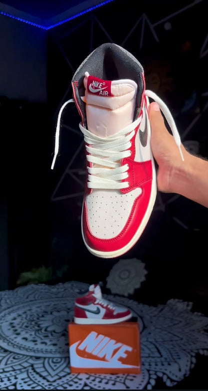 Nike Air Jordan Retro 1 LOST AND FOUND